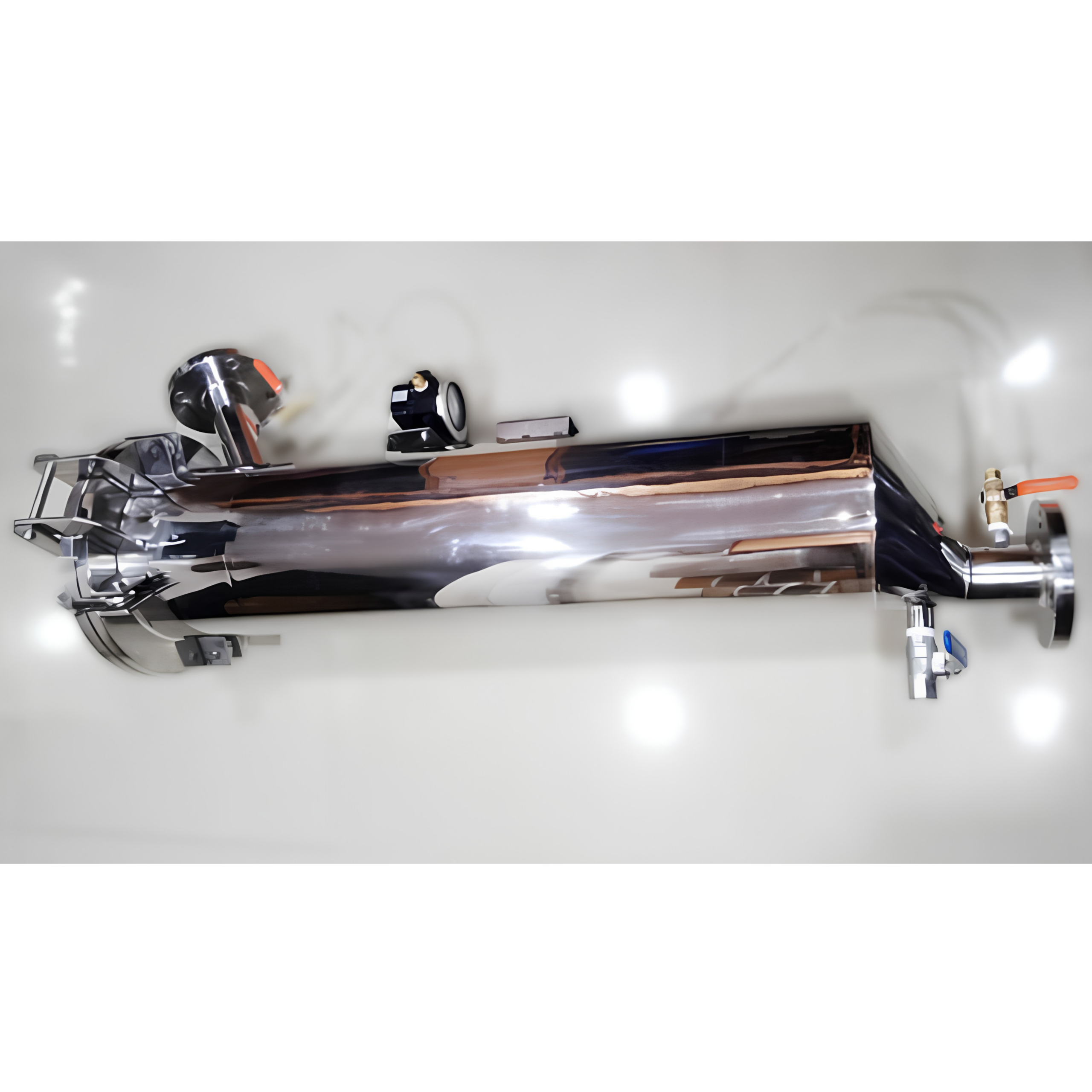 Horizontal bag filter housing